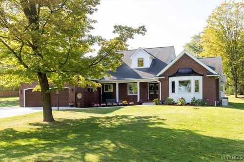 7555 Ellicott Rd, West Falls, NY, 14170-9737 | Card Image