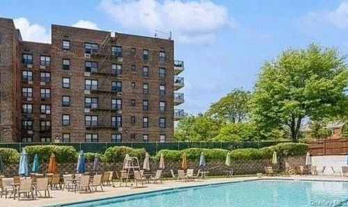 apt-1p-224 Union Tpke, Oakland Gardens, NY, 11364-3614 | Card Image