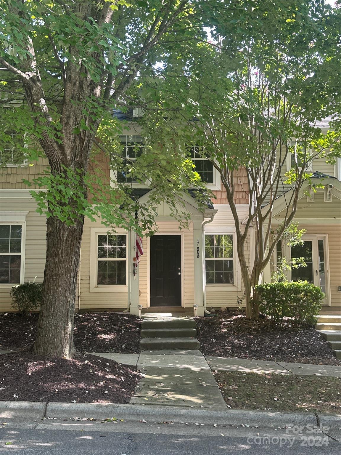 Caldwell Track Dr, Cornelius, NC 28031