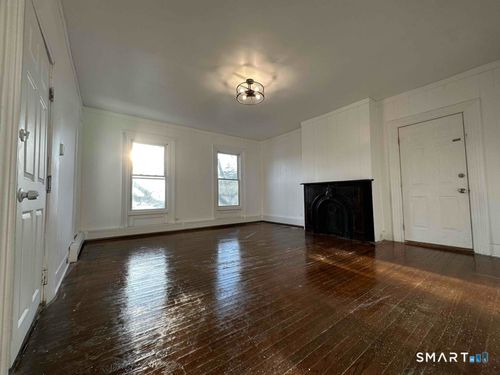 2a-16 Spaulding St, Norwich, CT, 06360-3661 | Card Image