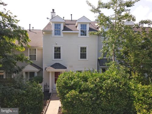 6006 Havener House Way, CENTREVILLE, VA, 20120-3224 | Card Image