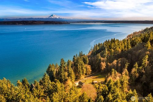 290 XX 125th Pl Sw, Vashon, WA, 98070 | Card Image