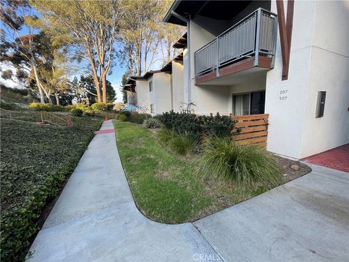 1730 S El Camino Real, Encinitas, CA, 92024 | Card Image