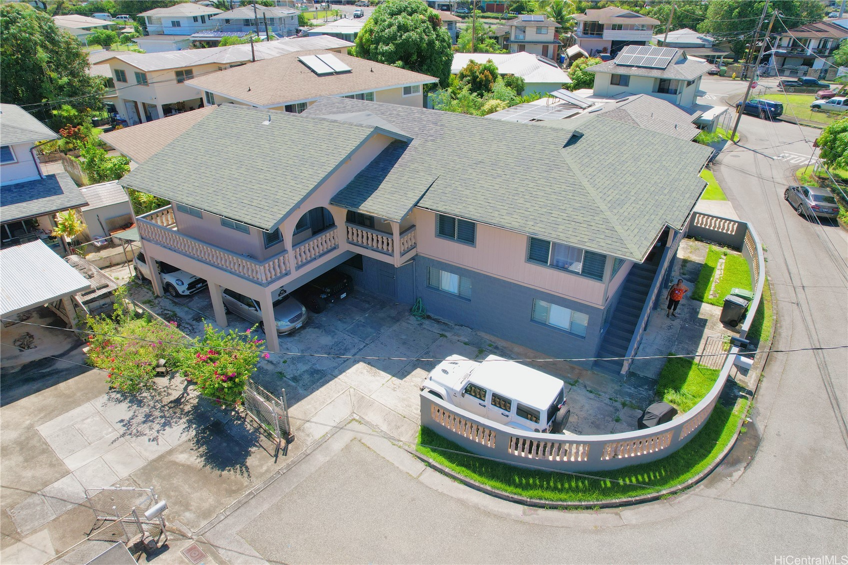 Ulana Pl, Honolulu, HI 96819