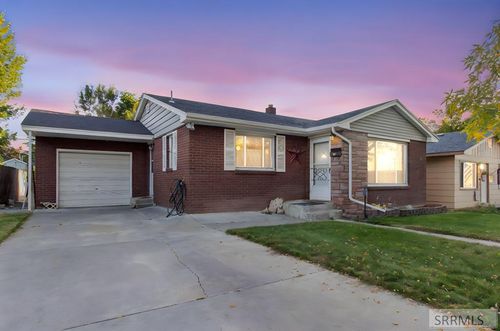 473 W 20th St, Idaho Falls, ID, 83402-4423 | Card Image