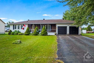 3050 Drew Dr, House other with 3 bedrooms, 3 bathrooms and 6 parking in North Dundas ON | Image 2