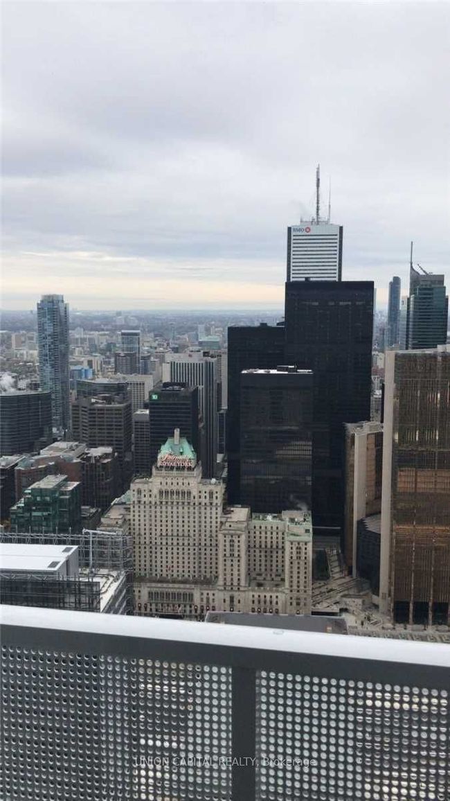 7002 - 88 Harbour St, Condo with 1 bedrooms, 1 bathrooms and 1 parking in Toronto ON | Image 11