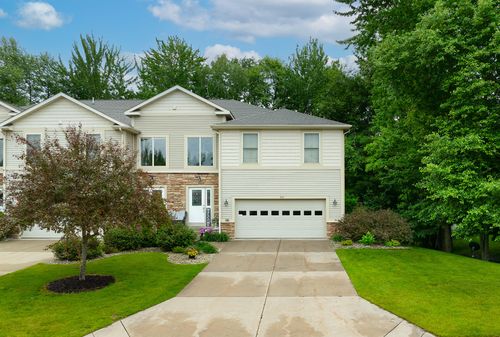71-907 N Sandalwood Circle, Norton Shores, MI, 49441 | Card Image