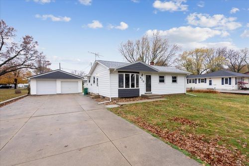 420 Gilbertville Road, Elk Run Heights, IA, 50707 | Card Image