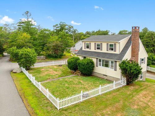 54 Stockholm Ave, Rockport, MA, 01966-1247 | Card Image
