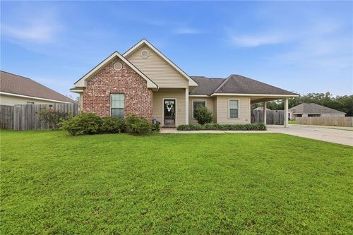 48310 Fox Hollow Blvd, Hammond, LA, 70401-3768 | Card Image