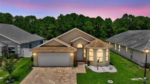 9760 Palm Breezes Dr, Fort Pierce, FL, 34945-1201 | Card Image