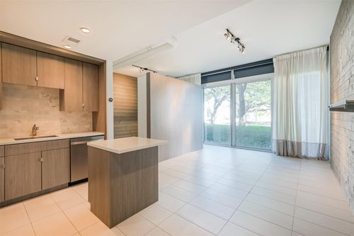 unit-104-3600 Montrose Blvd, Houston, TX, 77006-4647 | Card Image