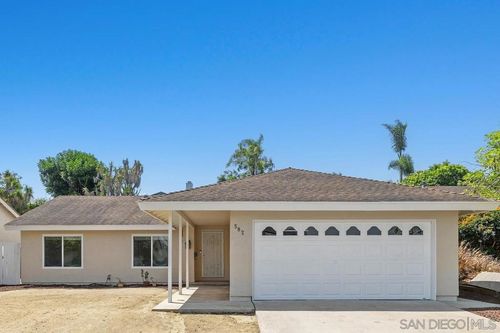 582 Manzanita St, Chula Vista, CA, 91911-2507 | Card Image