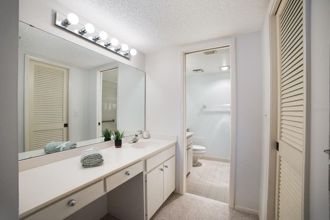 APT-602B - 8735 Midnight Pass Rd, Condo with 2 bedrooms, 2 bathrooms and null parking in SARASOTA FL | Image 27