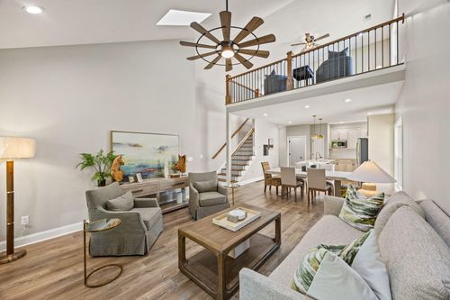 232 Sugartree Ln, Versailles, KY, 40383-6000 | Card Image