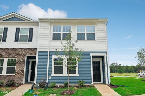 3122 Fulong Dr, Durham, NC, 27704-4822 | Card Image