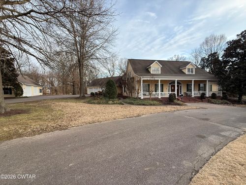 711 Acadian Blvd, Dyersburg, TN, 38024-2922 | Card Image