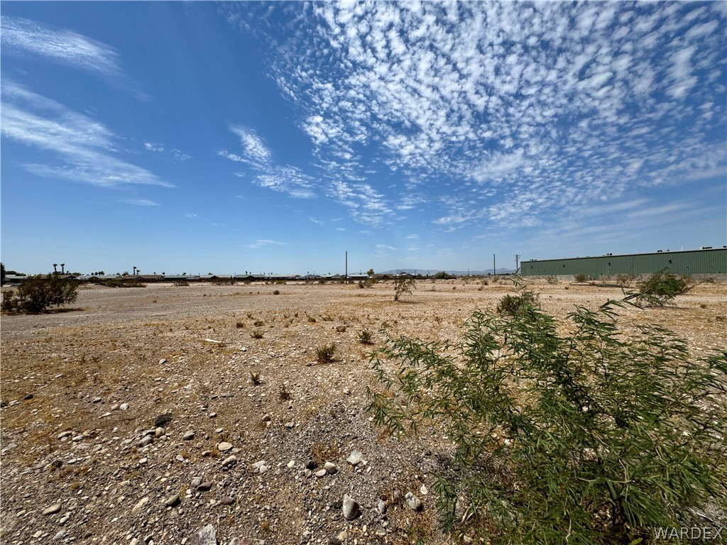 Land in Fort Mohave
