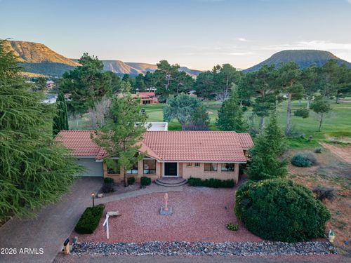 190 Fairway Oaks Ln, Sedona, AZ, 86351-8835 | Card Image