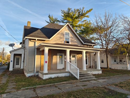 apt-2-316 E Franklin St, Shelbyville, IN, 46176-1670 | Card Image