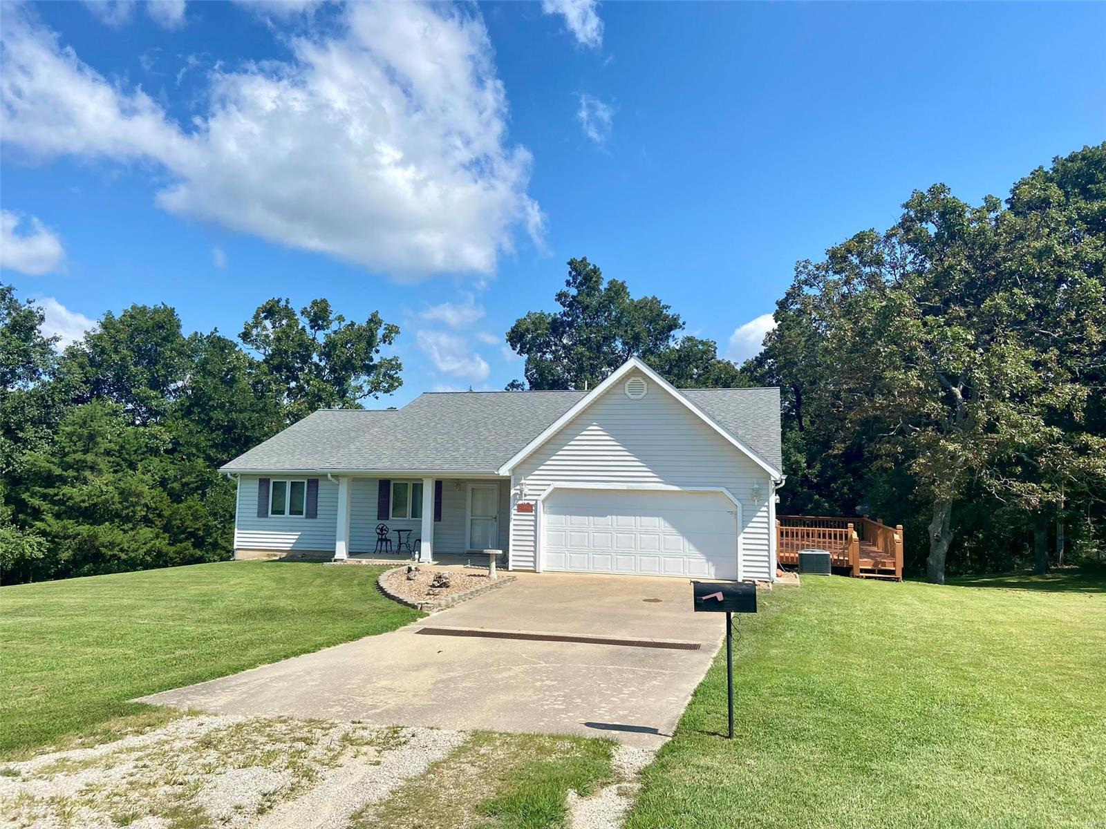 9th Street Cir, Crocker, MO 65452