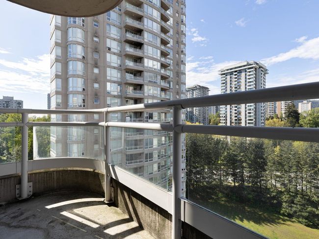 1308 - 9623 Manchester Drive, Condo with 2 bedrooms, 2 bathrooms and 2 parking in Burnaby BC | Image 8