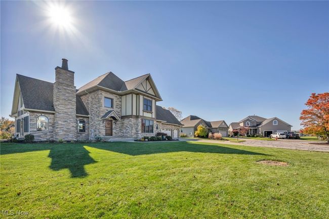 808 Buckingham Dr, House other with 3 bedrooms, 4 bathrooms and null parking in Lagrange OH | Image 8
