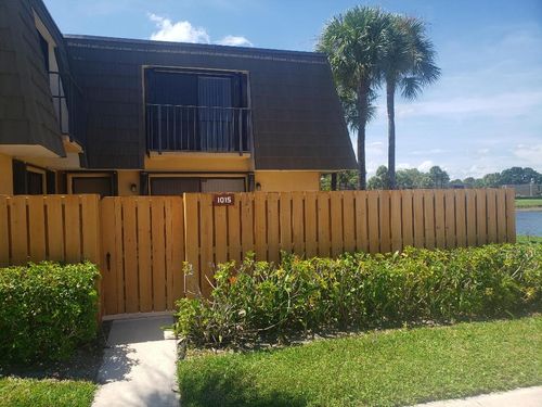 1015-1015 10th Way, West Palm Beach, FL, 33407-6677 | Card Image