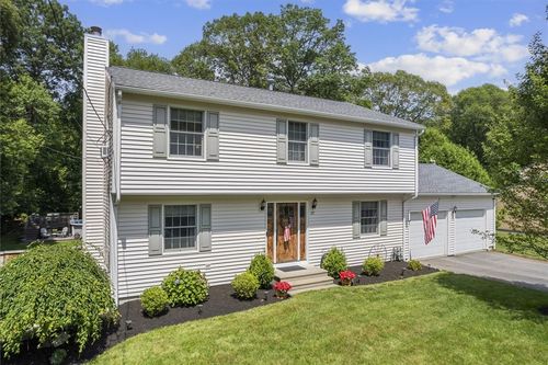 117 Mesa Dr, North Kingstown, RI, 02852-1668 | Card Image