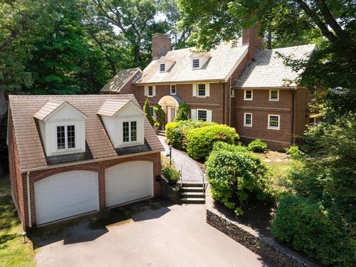 86 Waban Ave, Waban, MA, 02468-2131 | Card Image