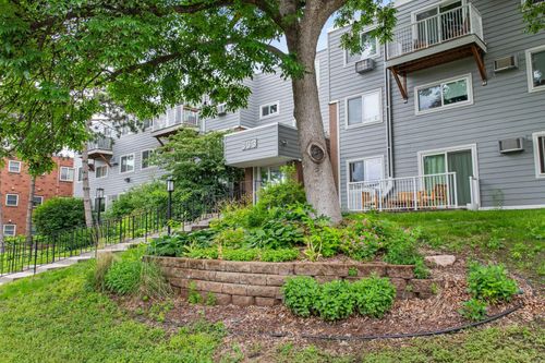 apt-120-333 8th St Se, Minneapolis, MN, 55414-1254 | Card Image
