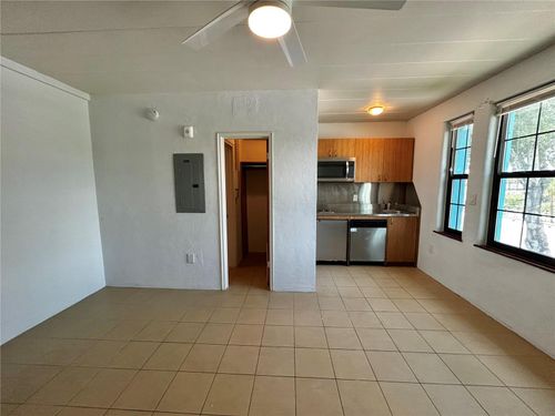 1-844 5th Ave S, St Petersburg, FL, 33701-4521 | Card Image