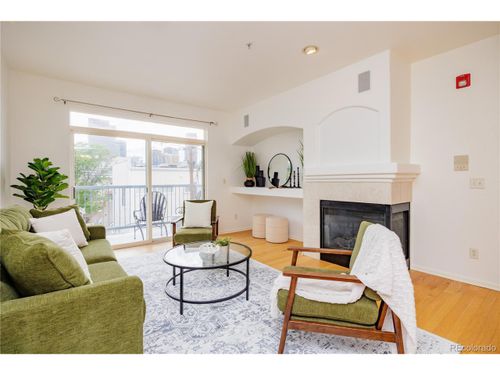 303-1747 N Washington St, Denver, CO, 80203-1427 | Card Image