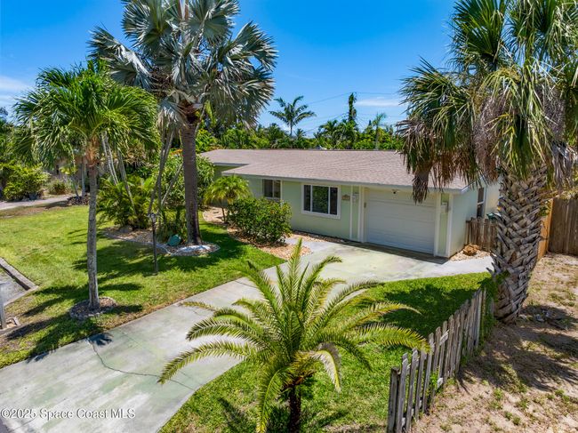 251 Avenida De La Vis, House other with 3 bedrooms, 1 bathrooms and null parking in Indialantic FL | Image 42
