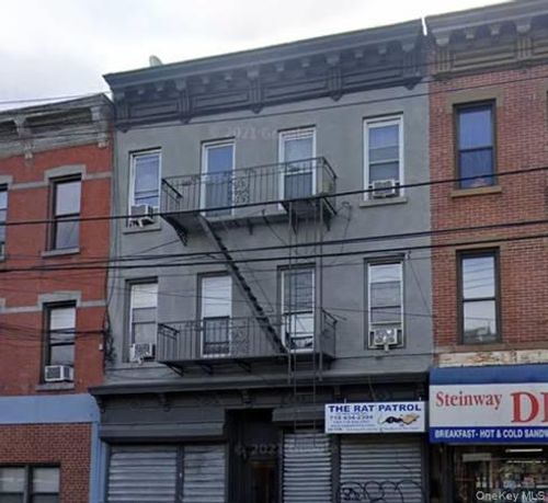 20-77 Steinway St, Astoria, NY, 11105-1685 | Card Image