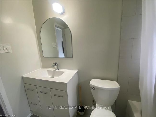 MAIN - 7100 Adams Ave, House other with 3 bedrooms, 1 bathrooms and 2 parking in Niagara Falls ON | Image 9