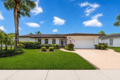 7410 Loch Ness Dr, Miami Lakes, FL, 33014-6012 | Card Image