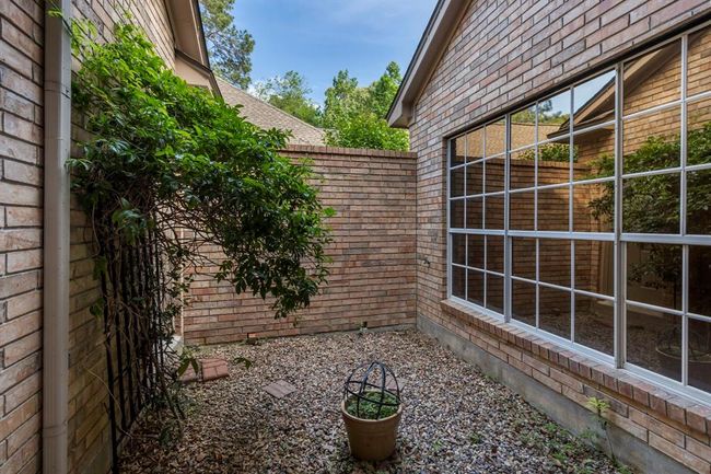 168 S Copperknoll Cir, House other with 2 bedrooms, 2 bathrooms and 2 parking in Spring TX | Image 37