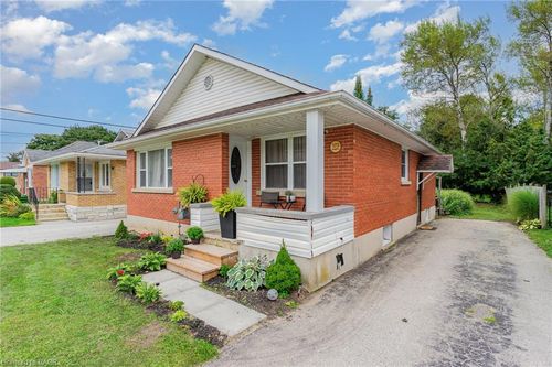 173 Saddler St E, West Grey, ON, N0G1R0 | Card Image