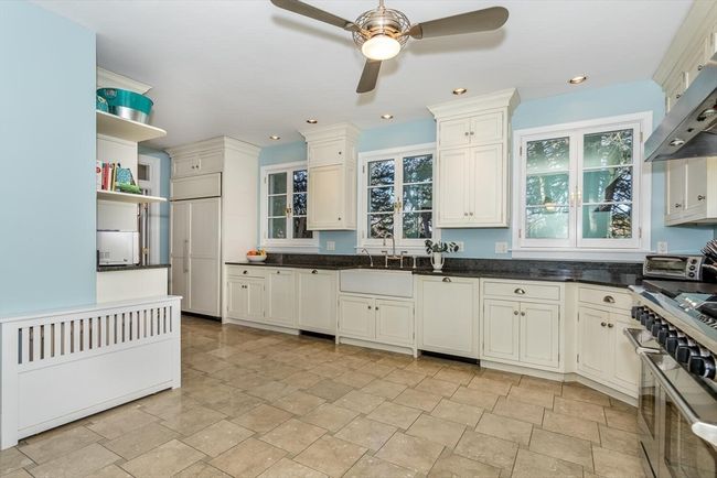 204 Ridge St, House other with 6 bedrooms, 4 bathrooms and 12 parking in Millis MA | Image 11