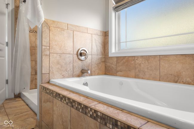 2678 Violet Way, House other with 4 bedrooms, 3 bathrooms and null parking in Columbus IN | Image 35