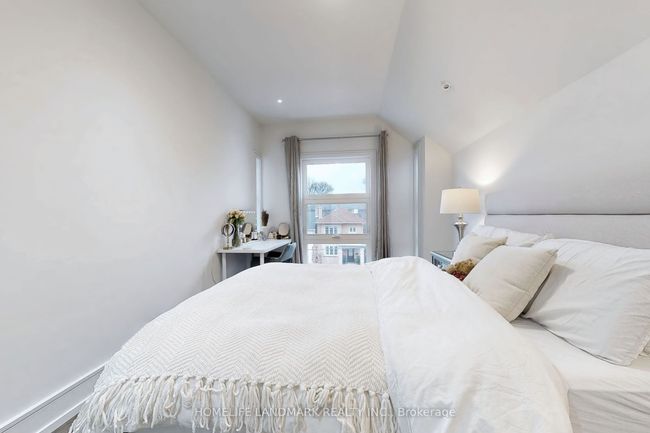 301 Jedburgh Rd, House other with 5 bedrooms, 4 bathrooms and 2 parking in Toronto ON | Image 31