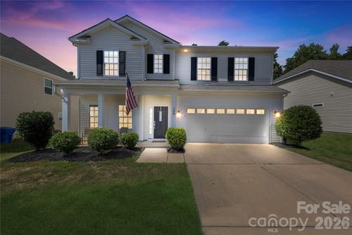 208 Paradise Hills Cir, Mooresville, NC, 28115-0048 | Card Image
