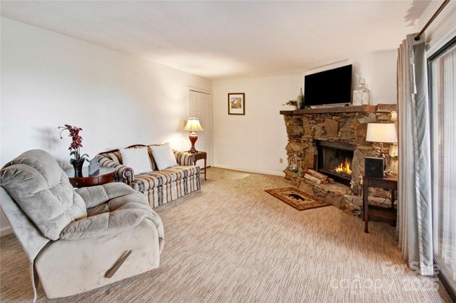 UNIT-802 - 157 Toxaway Views Dr, Condo with 2 bedrooms, 2 bathrooms and null parking in Lake Toxaway NC | Image 5