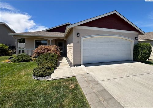 1691 Cactus Loop, Richland, WA, 99352-7506 | Card Image