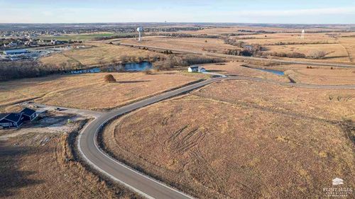 00000 Prairie Ridge Dr, Wamego, KS, 66547 | Card Image