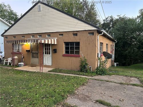 414 Ashton Ln, Ravenswood, WV, 26164-1610 | Card Image