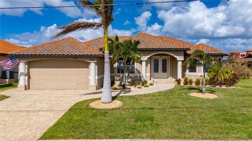 2736 Magdalina Dr, PUNTA GORDA, FL, 33950-6713 | Card Image