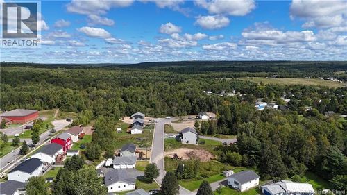 51 Malibu St, Fredericton, NB, E3A5P9 | Card Image